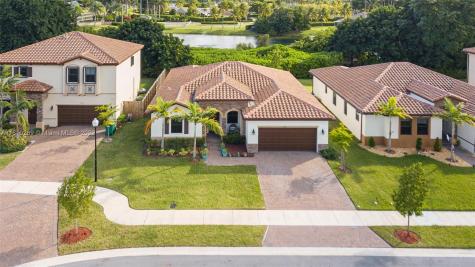 2734 SE 3rd Street Homestead FL 33033