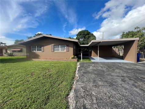 4531 NW 32nd Court Lauderdale Lakes FL 33319