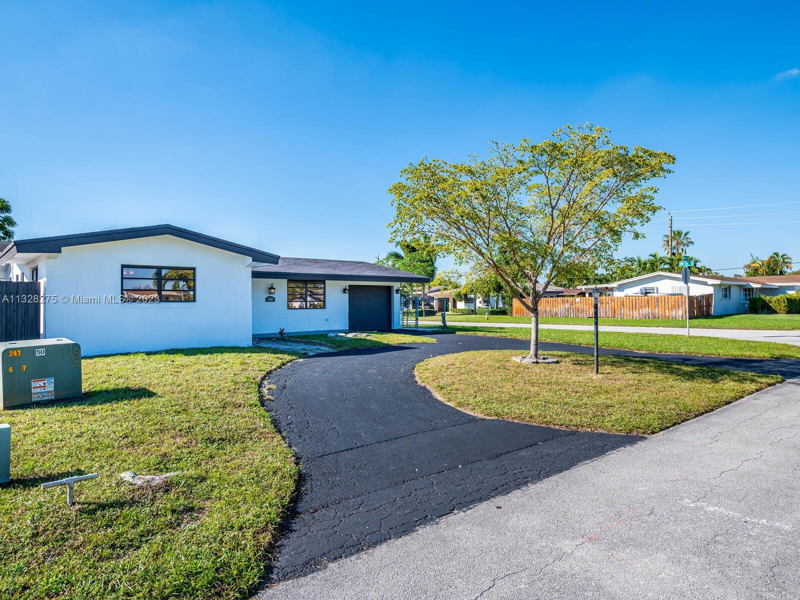 1530 NW 83rd Way Pembroke Pines FL 33024