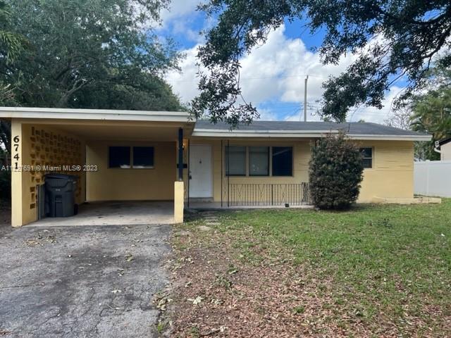 6741 Charleston Street Hollywood FL 33024