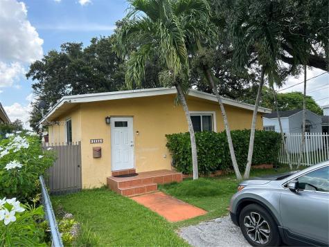 2300 SW 58th Avenue Miami FL 33155