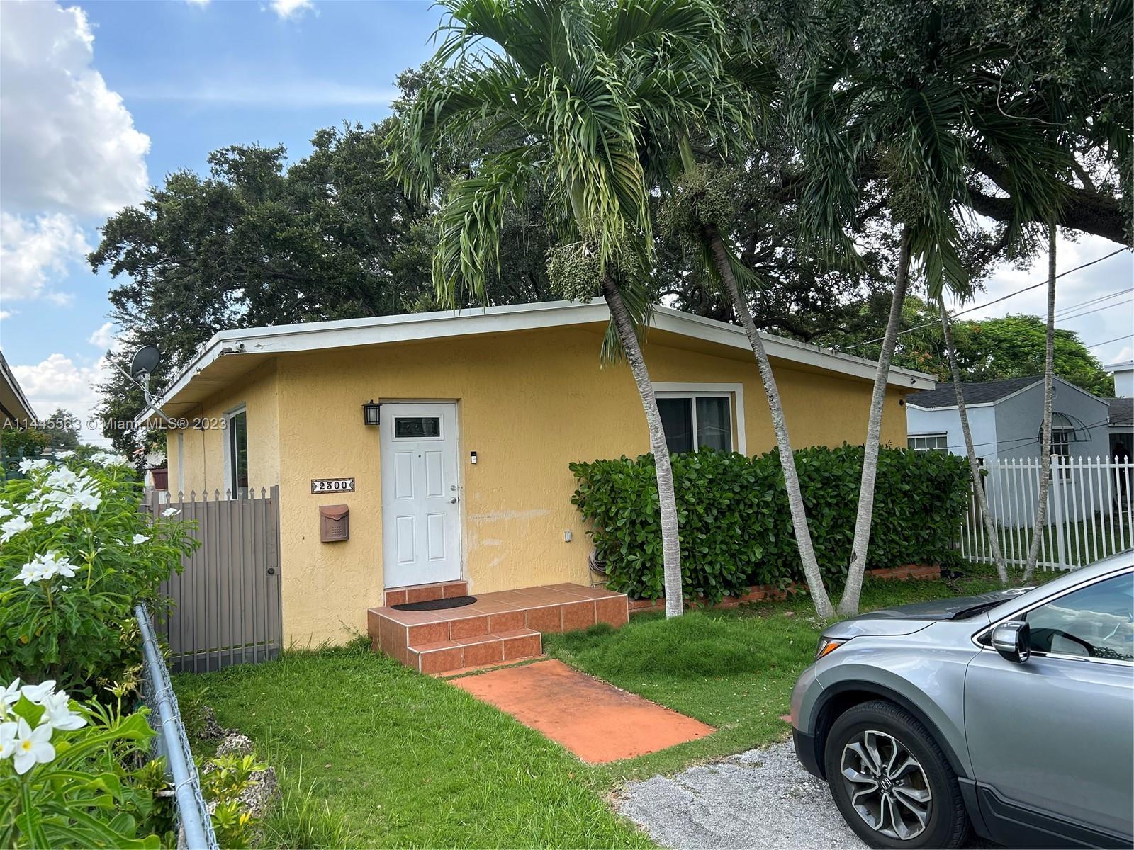 2300 SW 58th Avenue Miami FL 33155