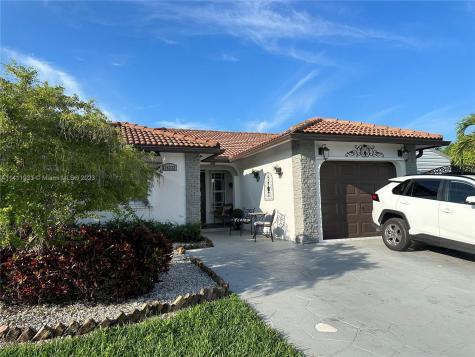 14332 SW 177th Terrace Miami FL 33177