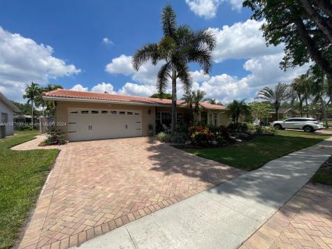 1721 NW 106th Terrace Pembroke Pines FL 33026