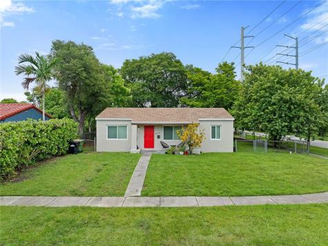 1385 NE 133rd Street North Miami FL 33161
