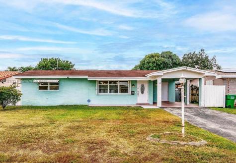8840 NW 11th Court Pembroke Pines FL 33024