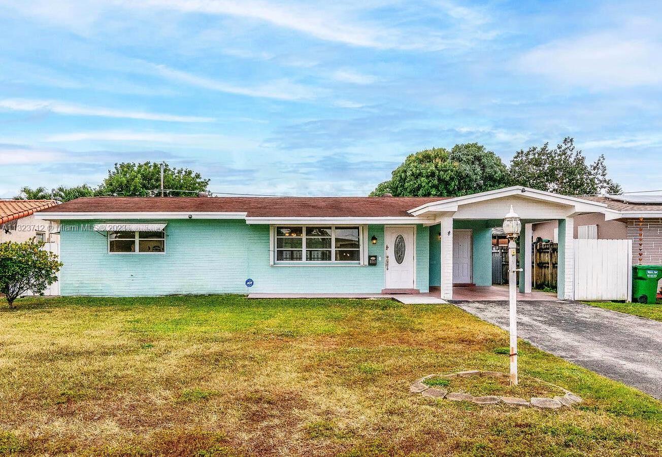 8840 NW 11th Court Pembroke Pines FL 33024