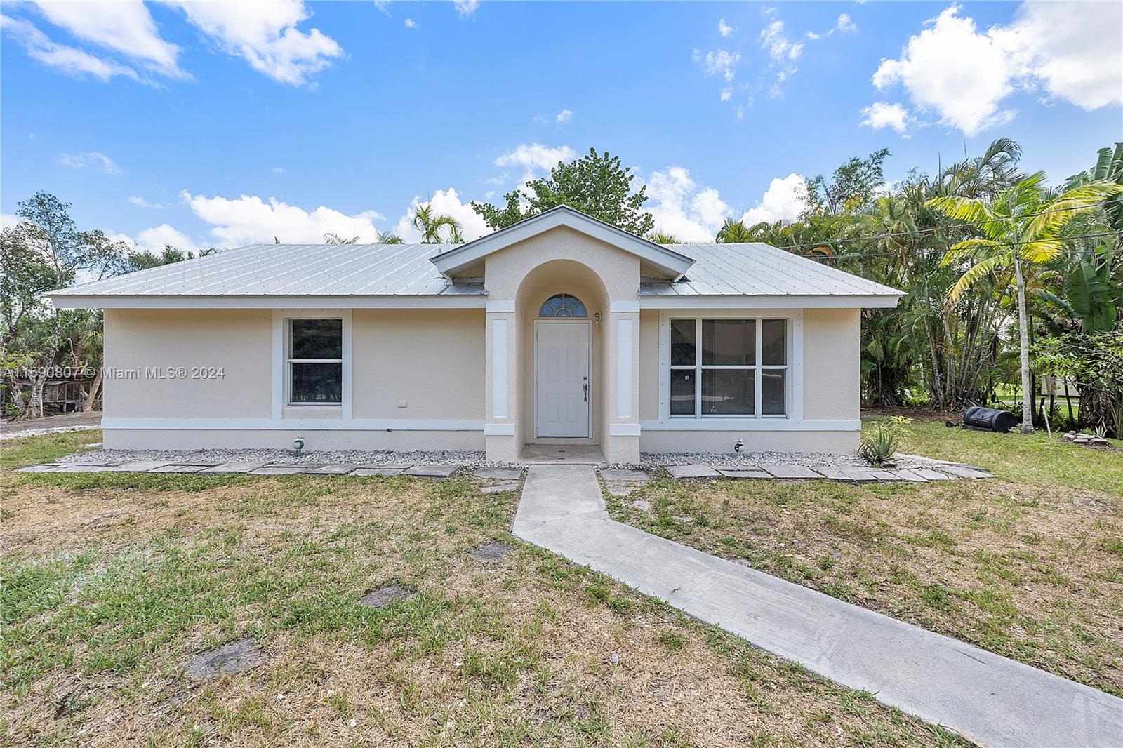 18100 90th Street N Loxahatchee FL 33470