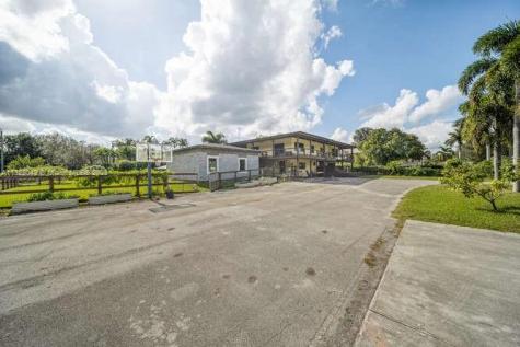 11800 SW 26th Court Davie FL 33330