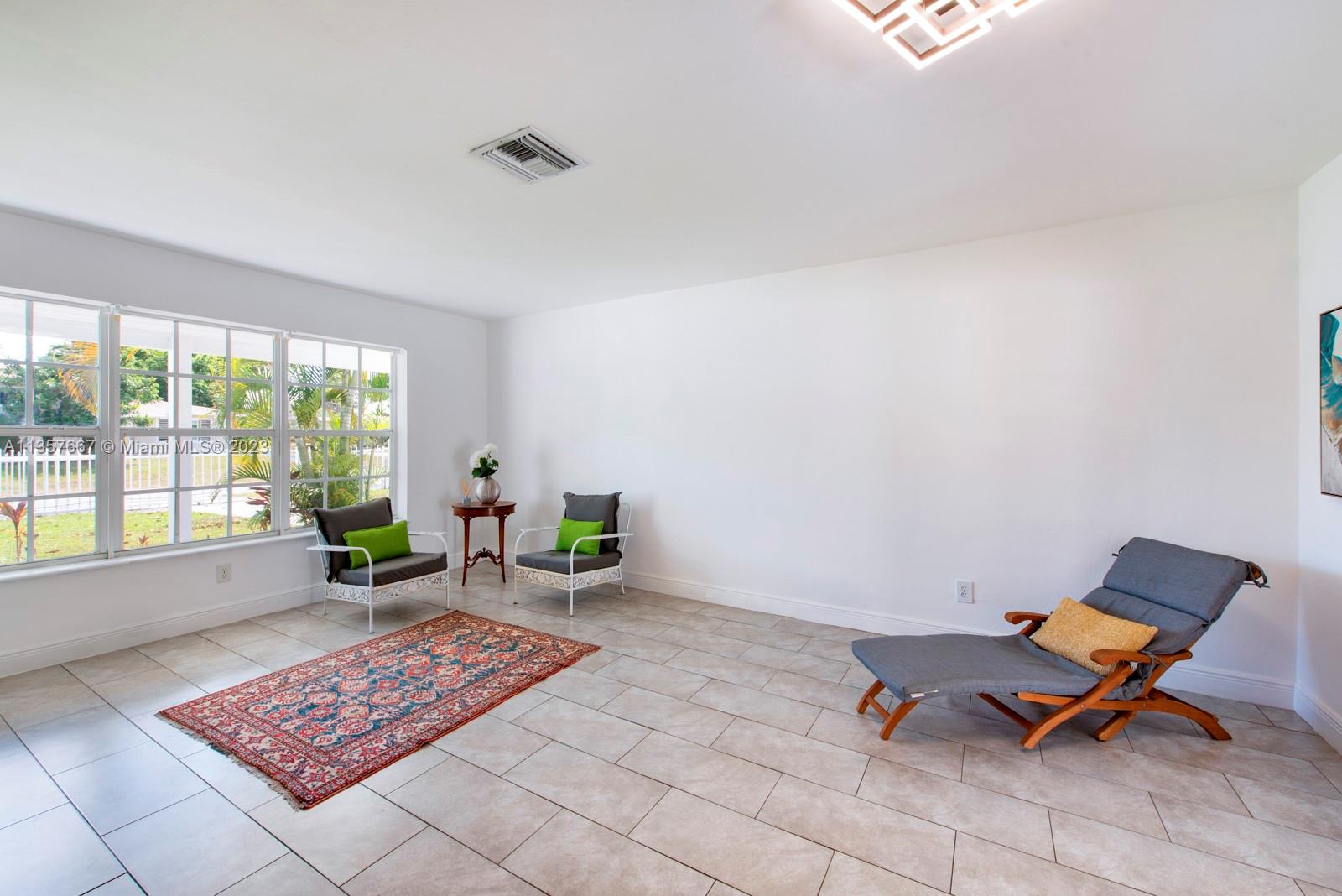 1245 NE 204th Street Miami FL 33179