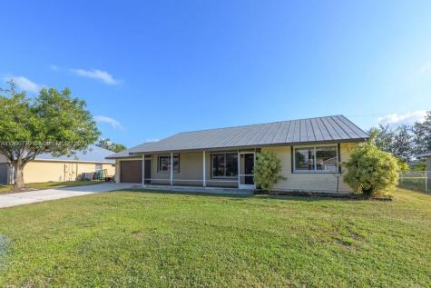 438 SW Lairo Avenue Port St. Lucie FL 34953