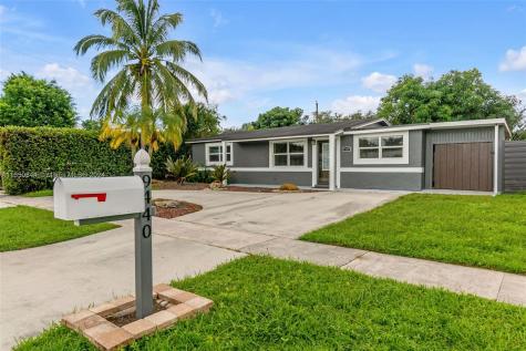 9440 SW 51st Court Cooper City FL 33328