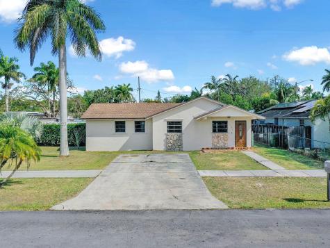 131 NE 17th Street Homestead FL 33030