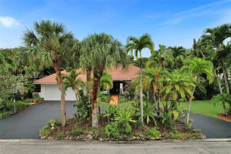 5044 NW 87th Terrace Coral Springs FL 33067