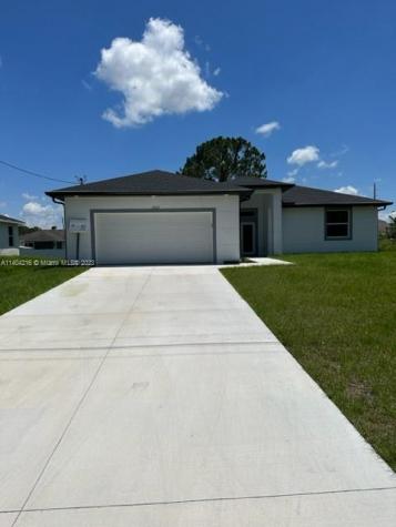 3007 2nd Street West Lehigh Acres FL 33971
