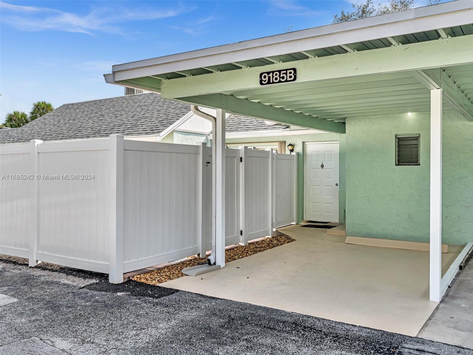 9185 SW 5th Street Boca Raton FL 33428