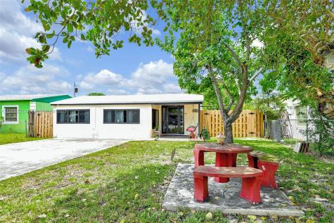 1763 NE 181st Street North Miami Beach FL 33162