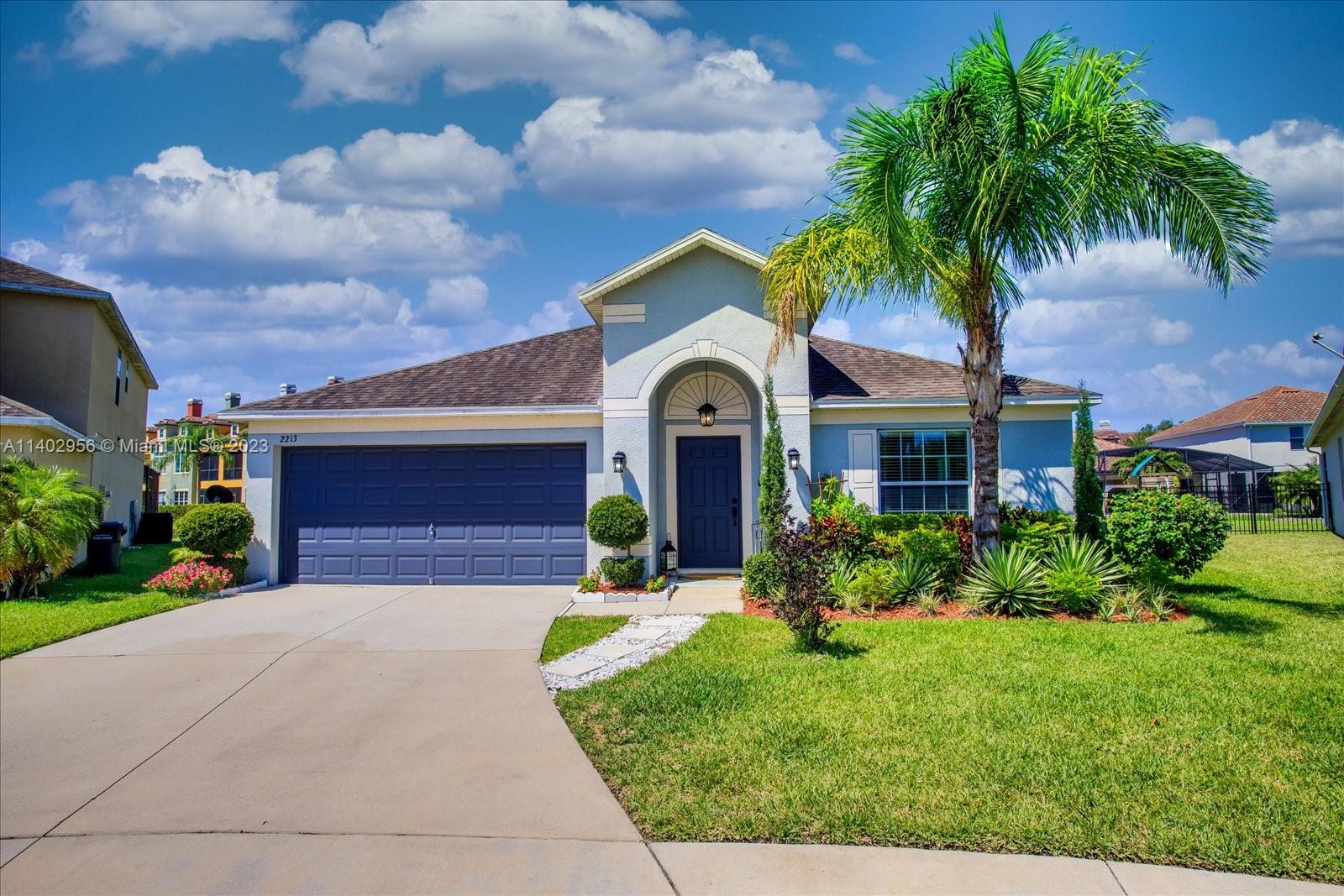 2213 Grantham Avenue Davenport FL 33837