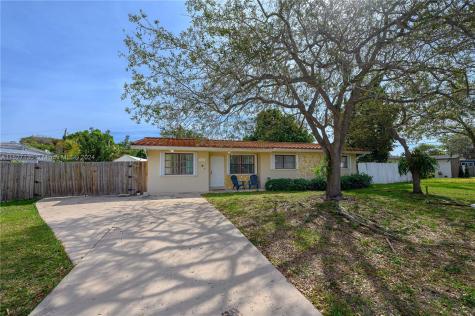 19101 SW 89th Avenue Cutler Bay FL 33157