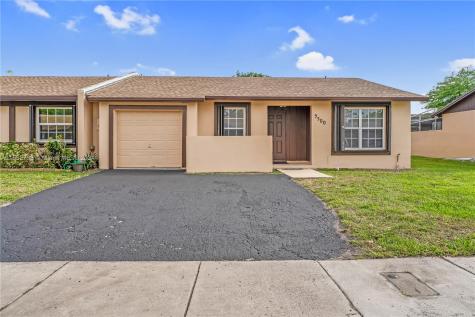 9500 W Heather Lane Miramar FL 33025