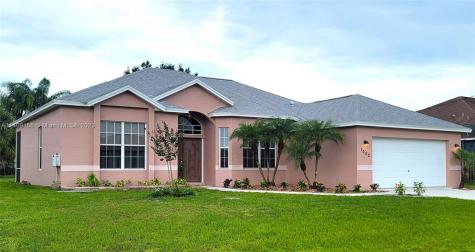 1002 SW Mccomkle Avenue Port St. Lucie FL 34953