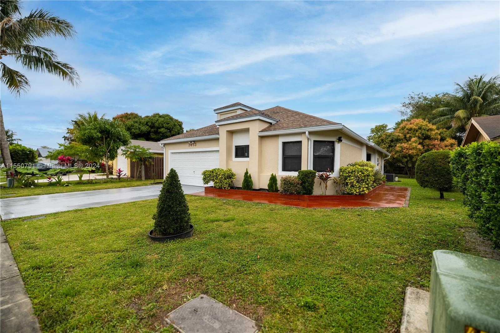 7433 SW 12th Court North Lauderdale FL 33068