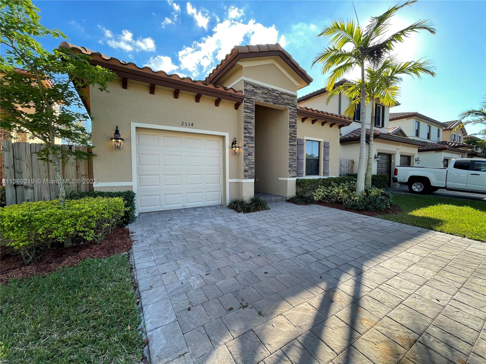 2534 NE 1st Street Homestead FL 33033