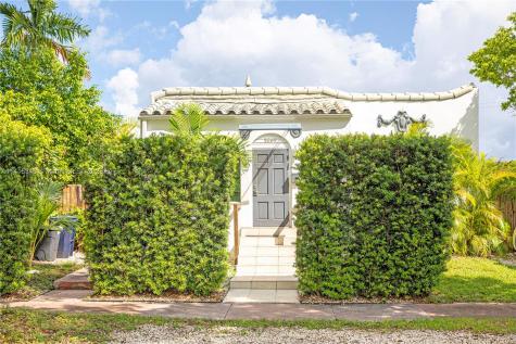 1569 Biarritz Drive Miami Beach FL 33141