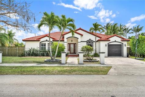 15200 SW 181st Terrace Miami FL 33187