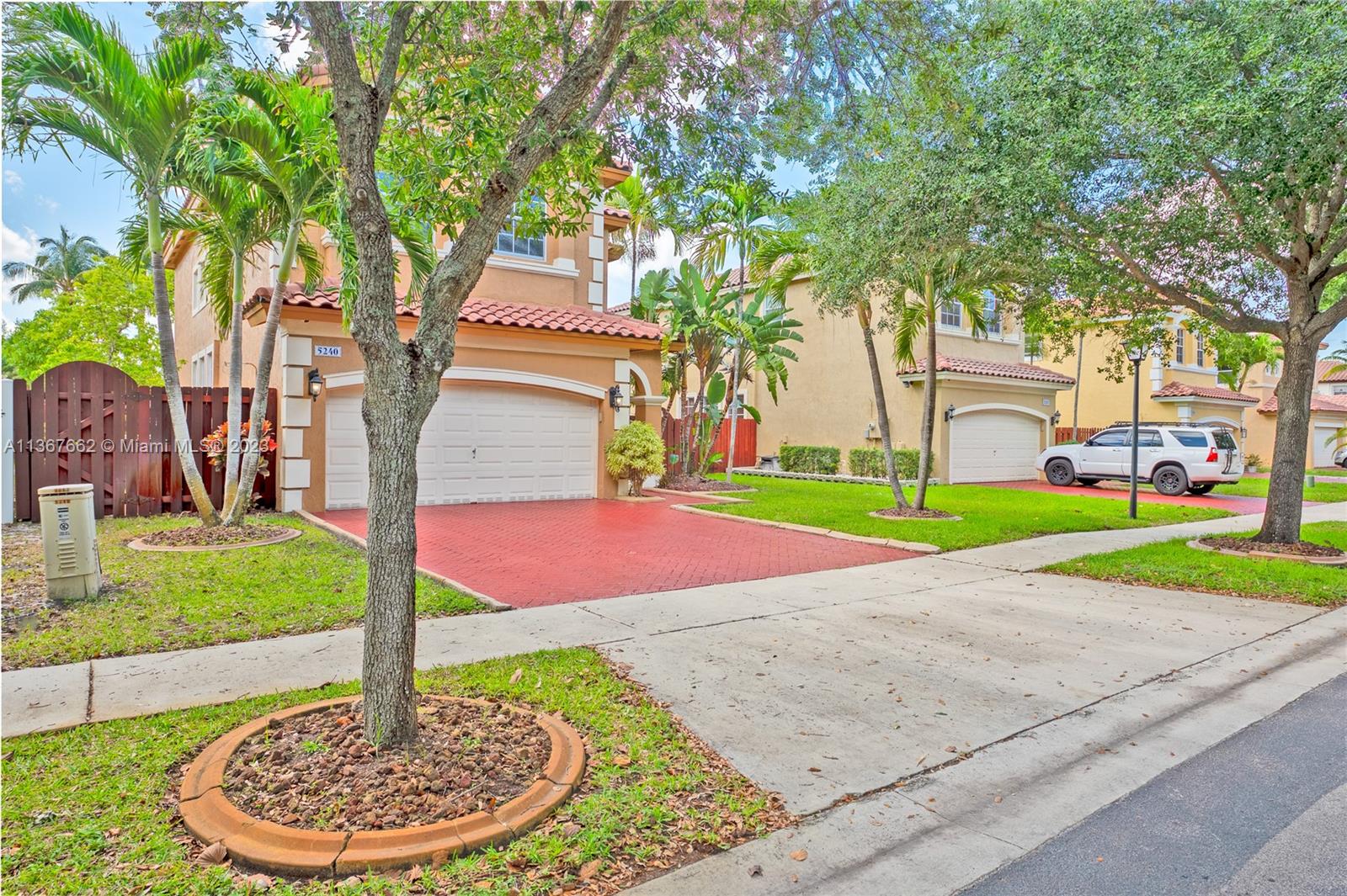 5240 SW 139th Terrace Miramar FL 33027