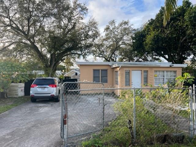 2540 NW 91st Street Miami FL 33147