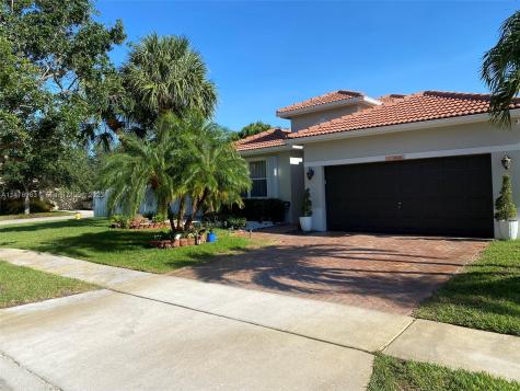 16377 SW 11th Street Pembroke Pines FL 33027