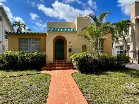 1424 SW 11th Street Miami FL 33135