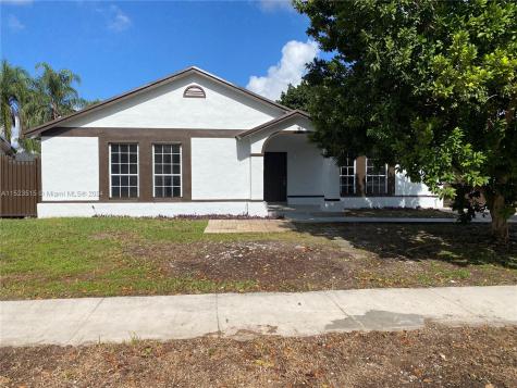 13761 SW 284th Street Homestead FL 33033