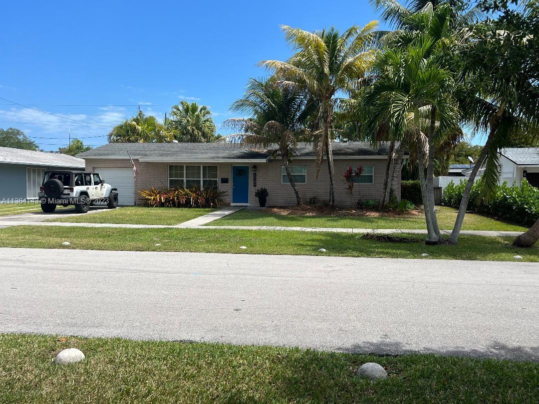19505 SW 98th Avenue Cutler Bay FL 33157