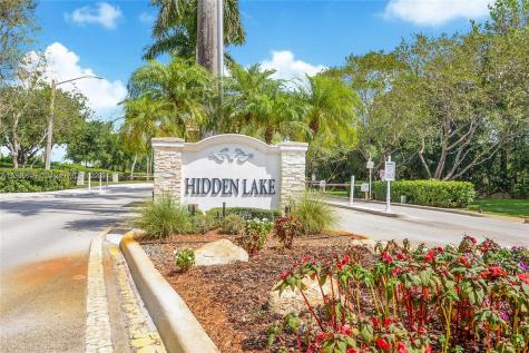 2235 NW 208th Way Pembroke Pines FL 33029