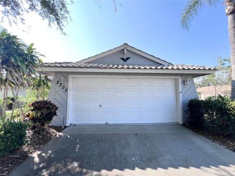 2200 E Village Court Venice FL 34293