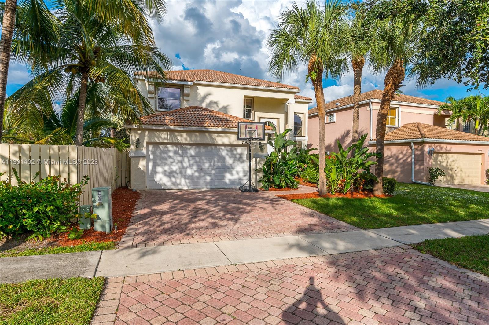 7305 Copperfield Circle Lake Worth FL 33467