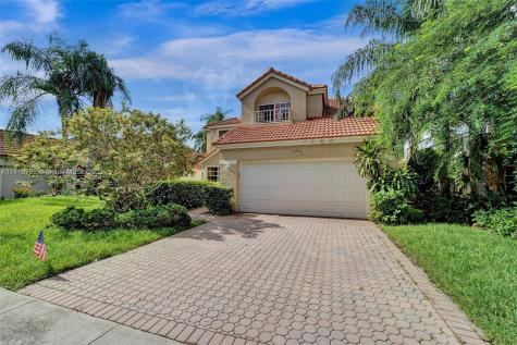 9194 Greenbrier Court Davie FL 33328