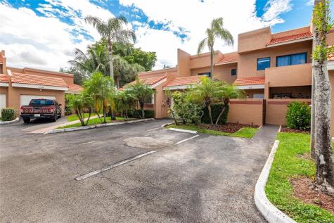 1671 SW 120th Terrace Pembroke Pines FL 33025