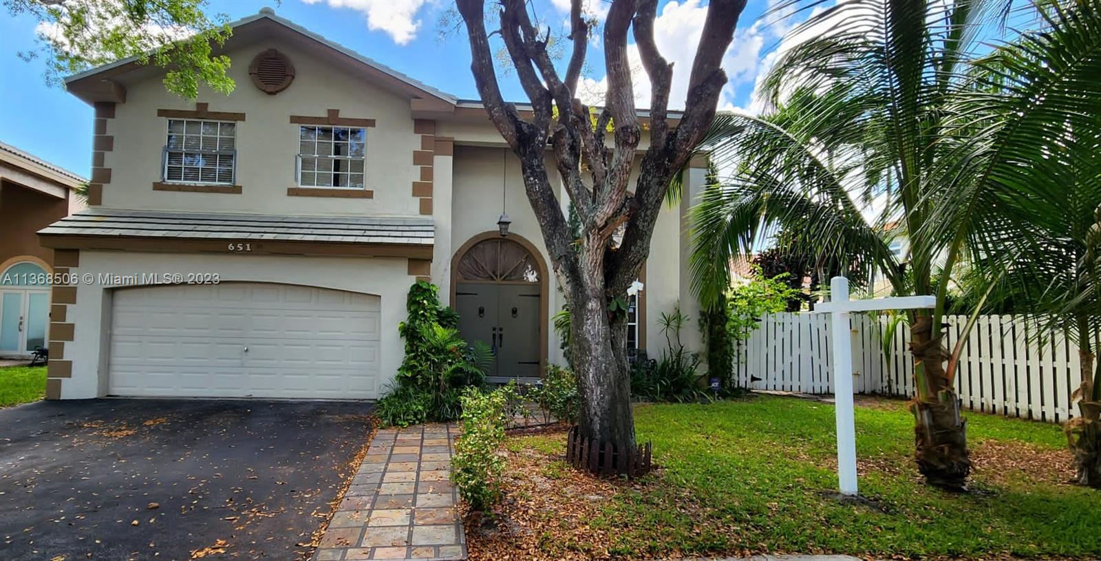 651 Rock Hill Avenue Davie FL 33325