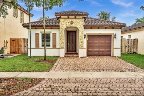 2365 NE 4th Street Homestead FL 33033