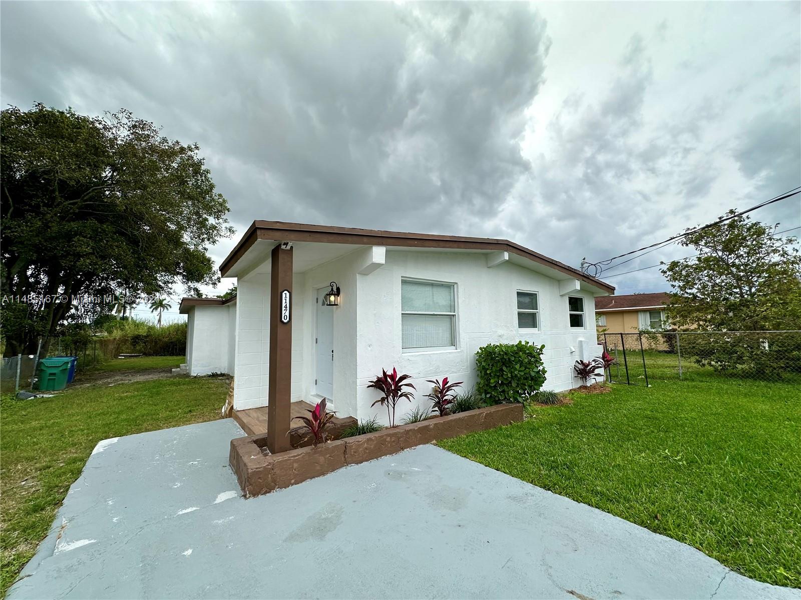 11470 SW 215th Street Miami FL 33189