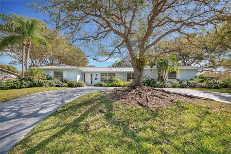 15121 SW 69th Court Palmetto Bay FL 33158