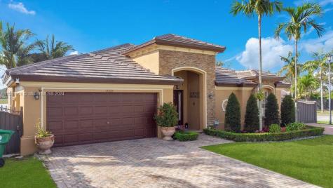 15282 SW 11th Street Miami FL 33194