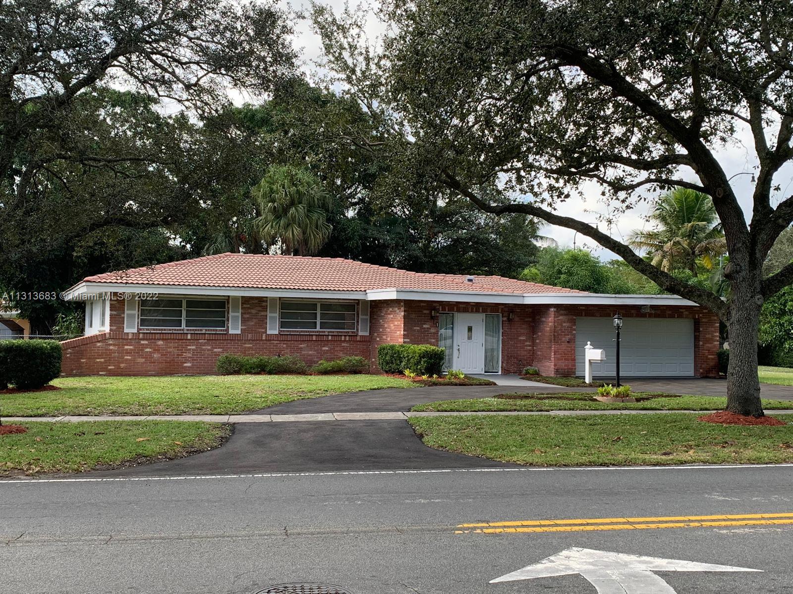 1 SW 59th Avenue Plantation FL 33317