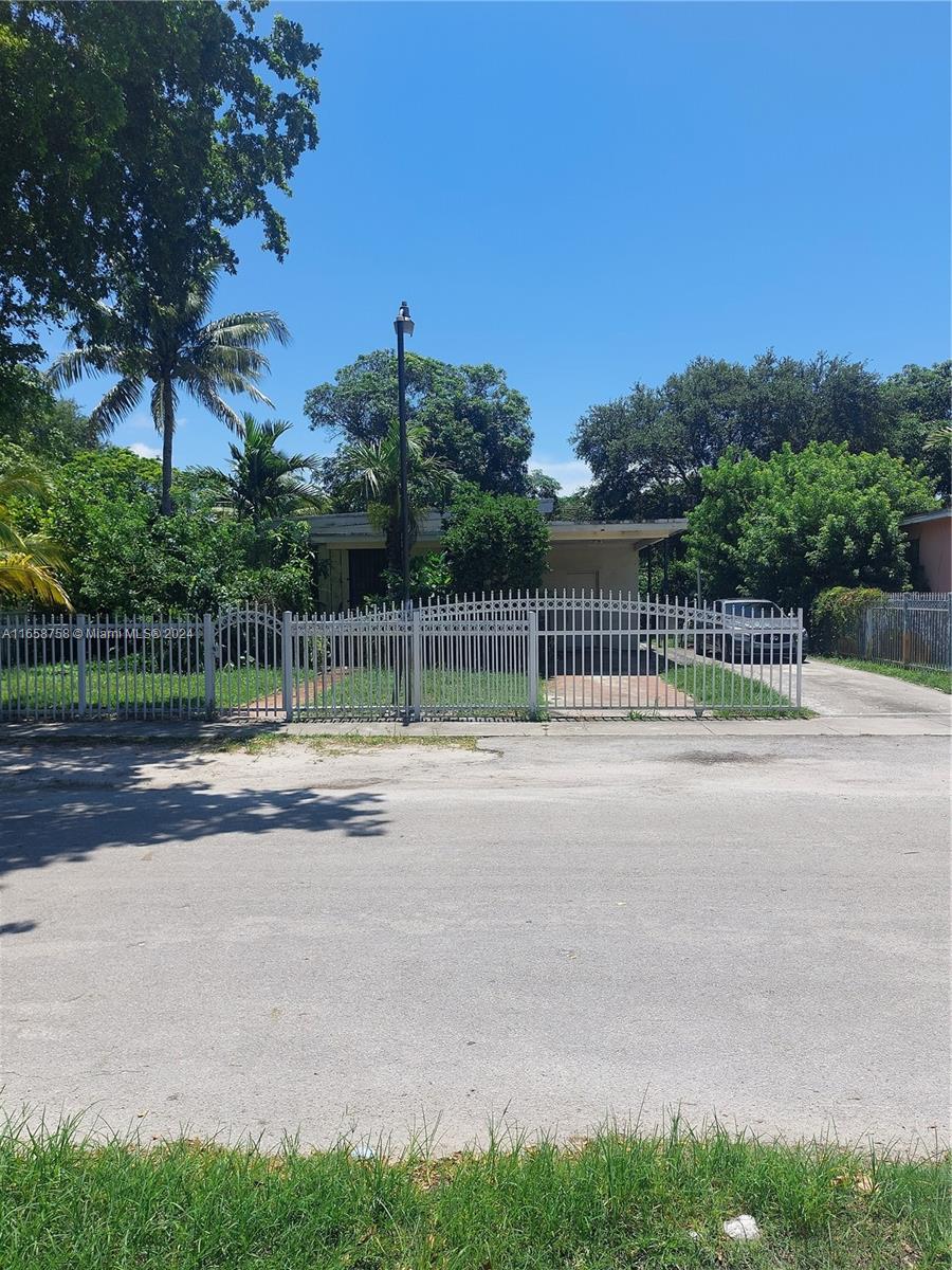 980 NE 146th Street North Miami FL 33161