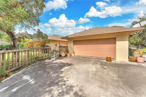 14621 SW 23rd Street Davie FL 33325