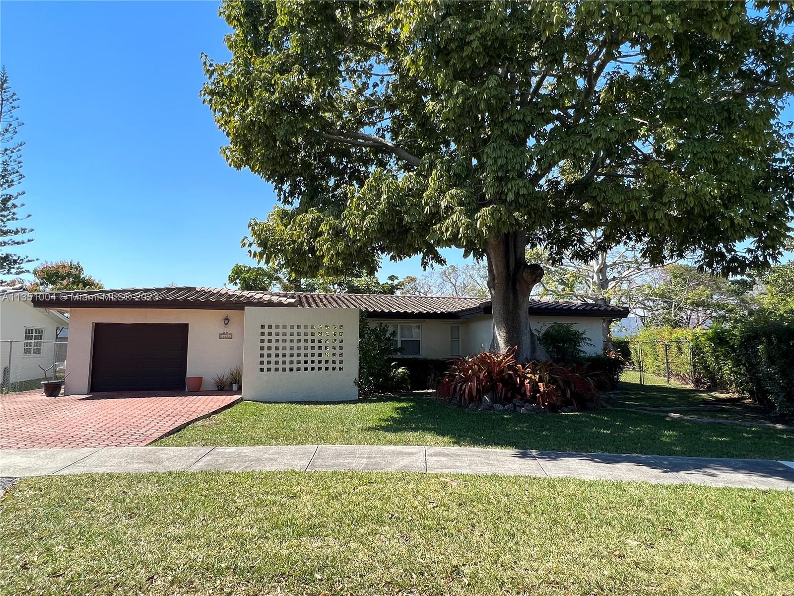 16604 SW 93rd Court Palmetto Bay FL 33157