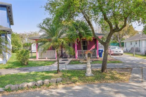 13161 SW 242nd Terrace Homestead FL 33032